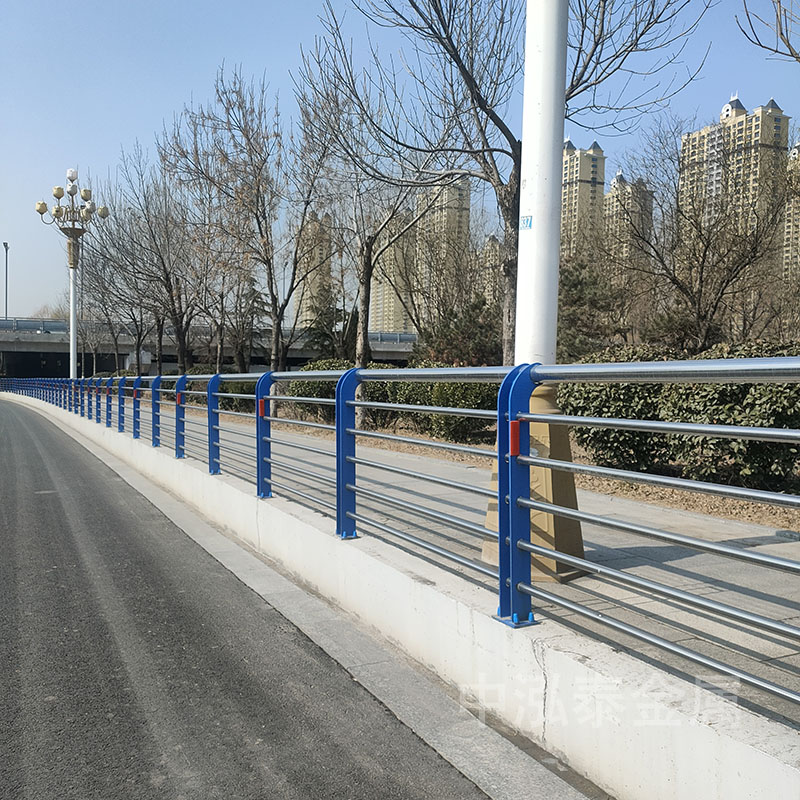 道路护栏
