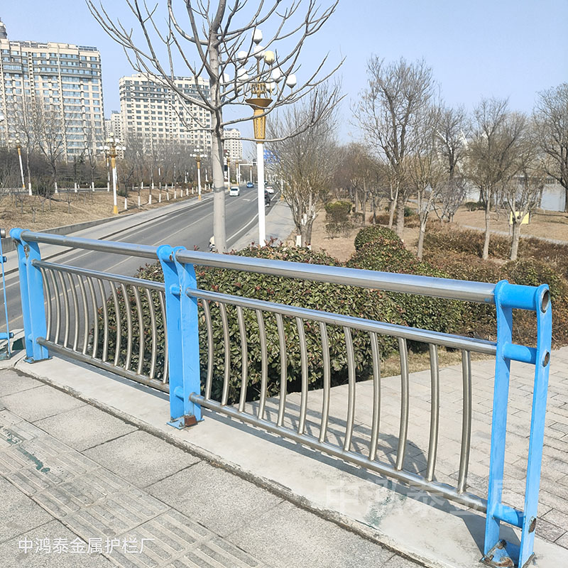 道路护栏